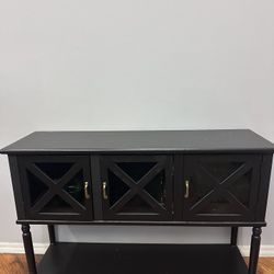 Farmhouse cabinet console 