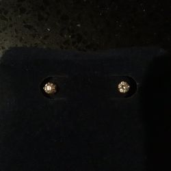 Diamond Stud Earrings 