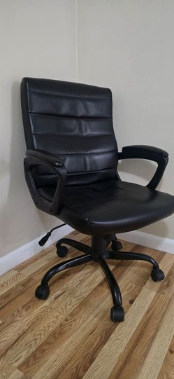 Computer chair