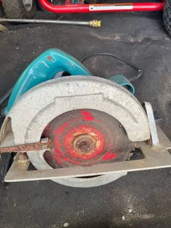 Saw Makita