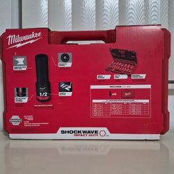 Juego De Cubo Para Mecánico En Exelentes Condiciones Nueva 