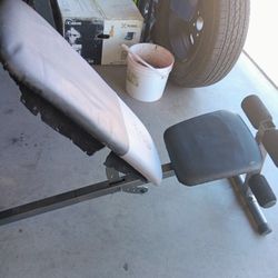Adjustable Weight Bench 