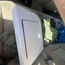 New Macbook Air 