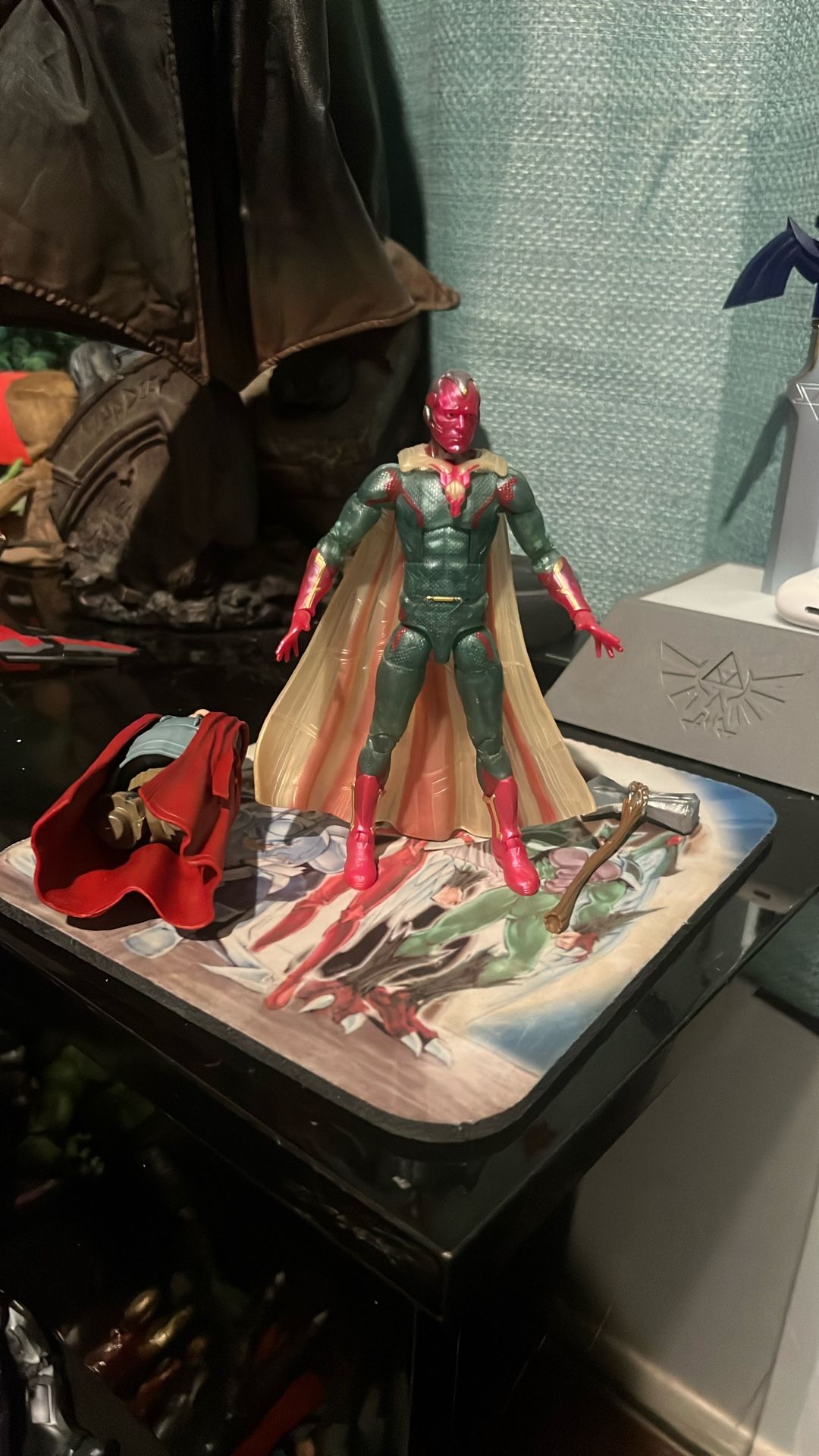 Captain America: Civil War Marvel Legends Vision