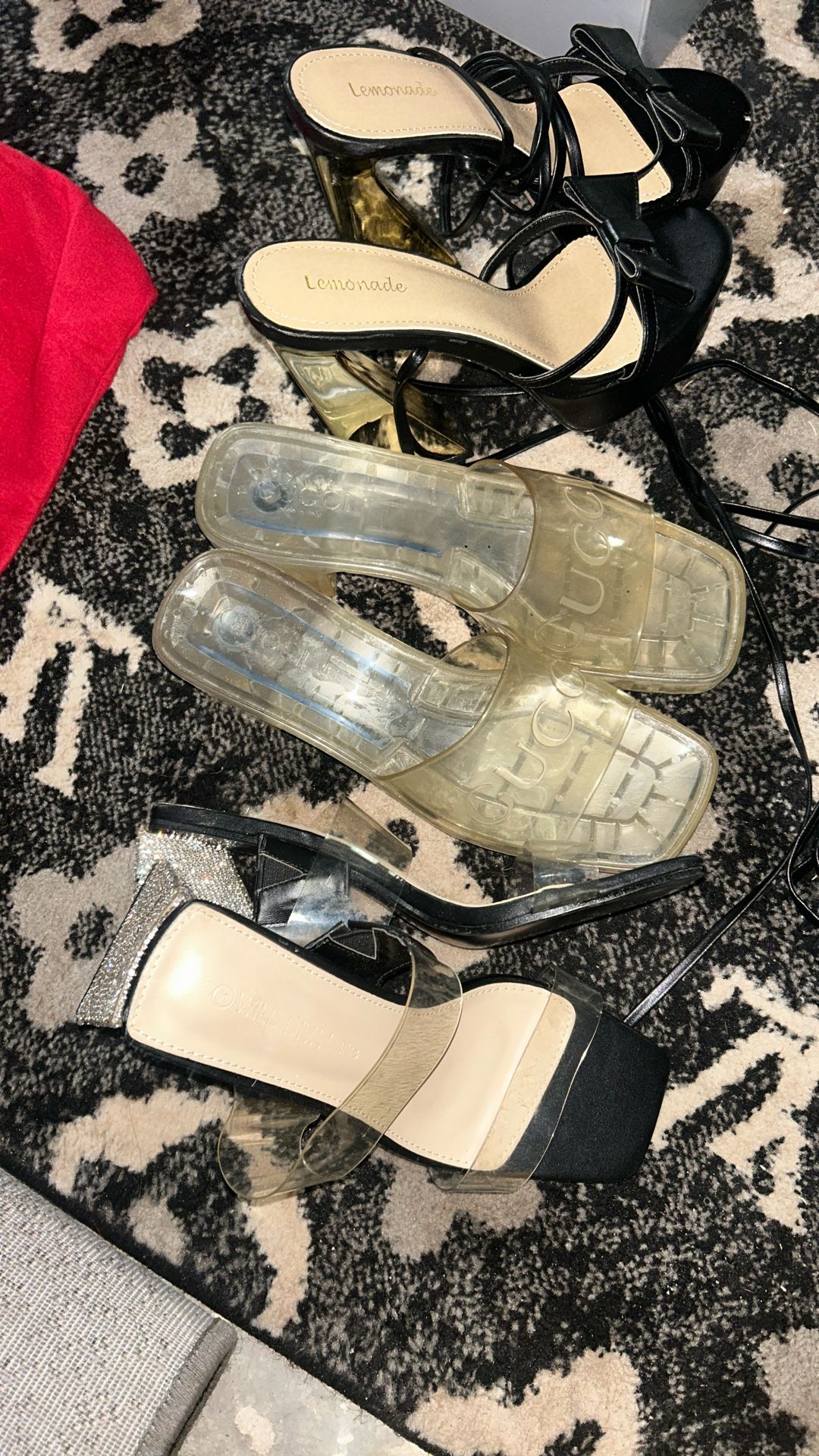 GUCCI RUBBER PLATFORM SANDALS 