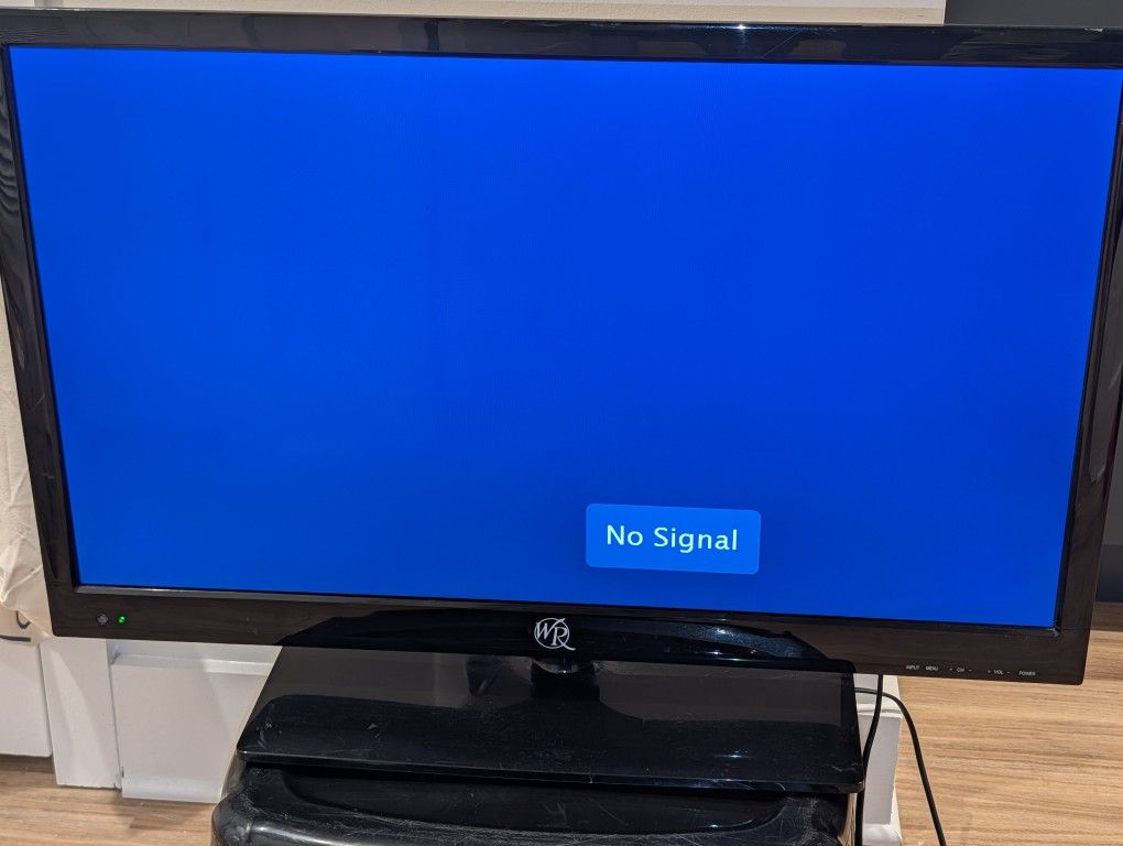 Pending Pick Up: Free Tv 32 Inch