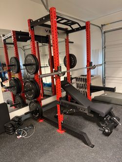 Full Set For SALE! Squat rack with bar/bench/weights