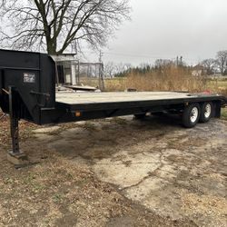 24’ Foot Flatbed  Gooseneck Trailer 