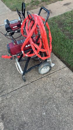 Titan 440 Paint Sprayer