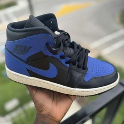Jordan 1 Mid Hyper Royal Size 10