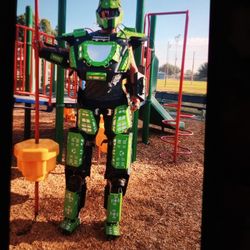 Robot Led's New Perfec Condition $3700