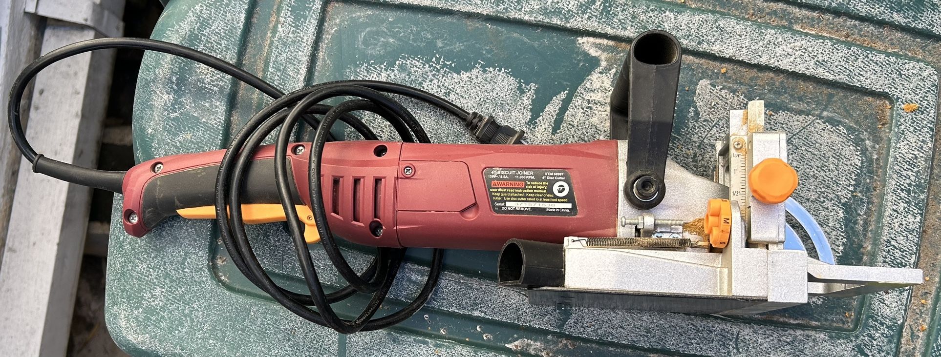 2 BISCUIT JOINER TOOLS