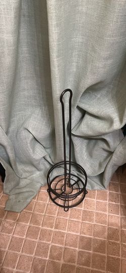Toilet paper holder