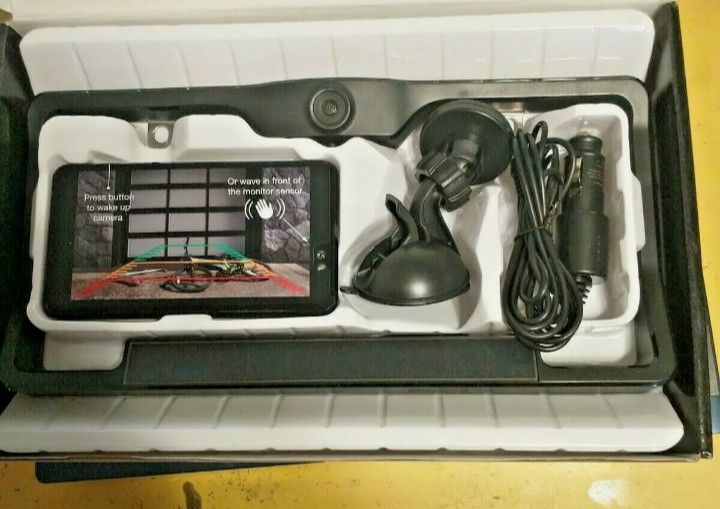 Type S Solar Powered HD Quick-Connect Backup Camera