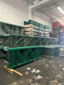 Pallet Racks For Warehouses
