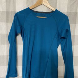 Patagonia Women's XXS Capilene Base Layer Lightweight Blue Long Sleeve