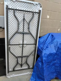 6' footer" folding table"
