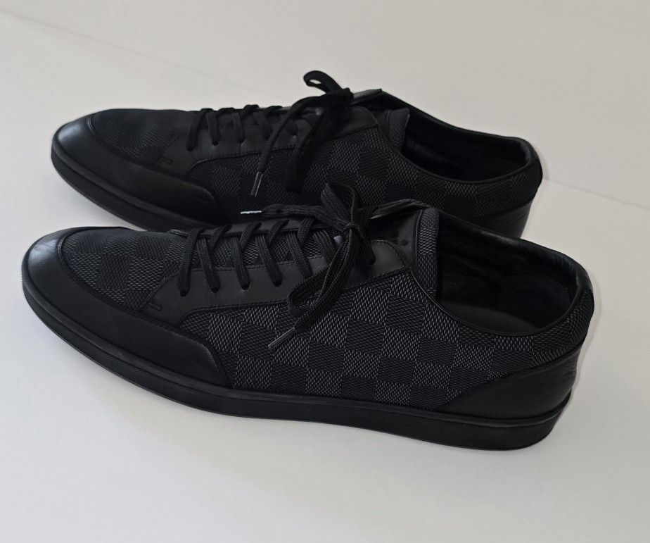 Louis Vuitton Offshore Sneaker Size 10