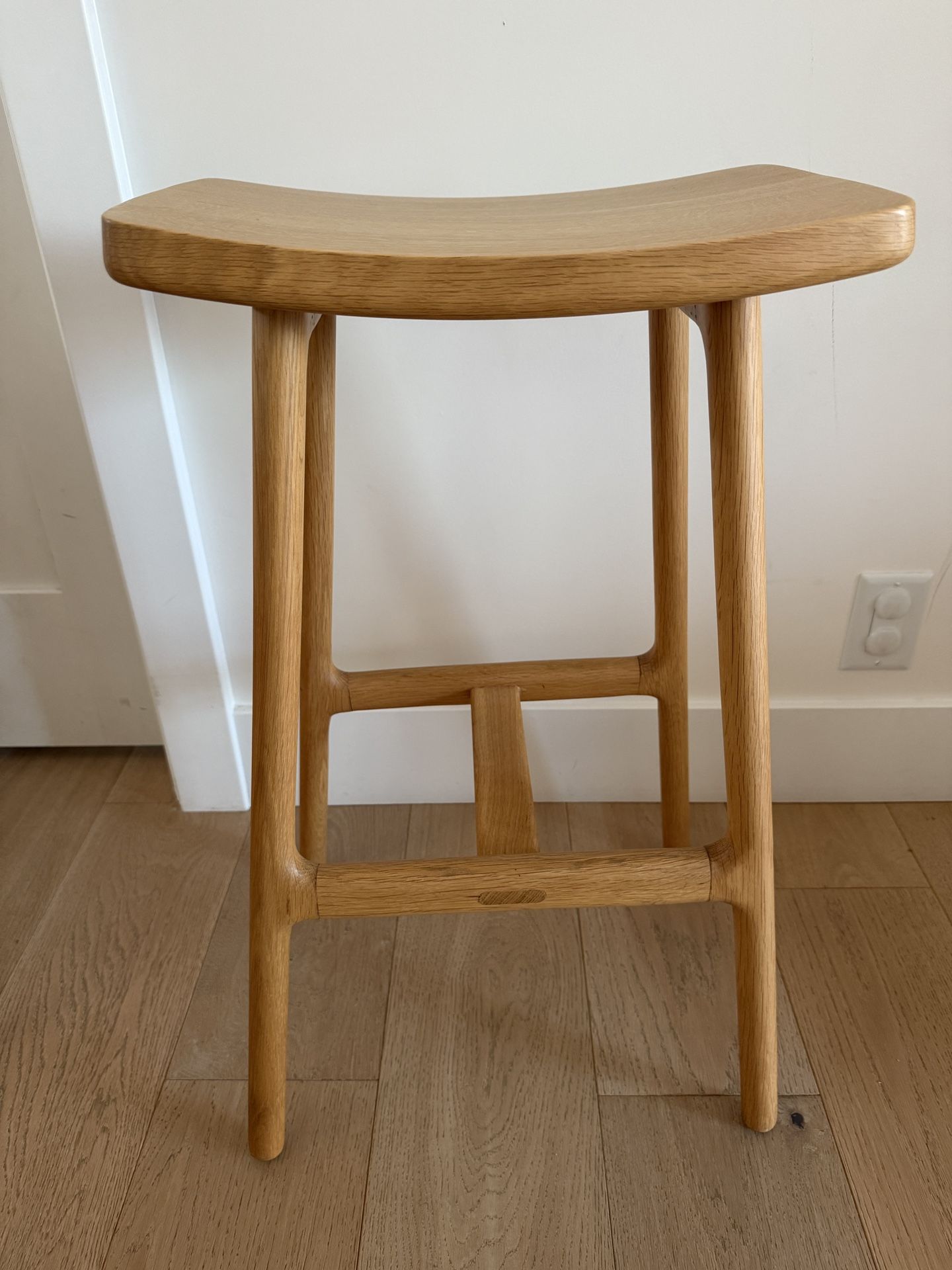 4 Counter Stools: Brand Is Article