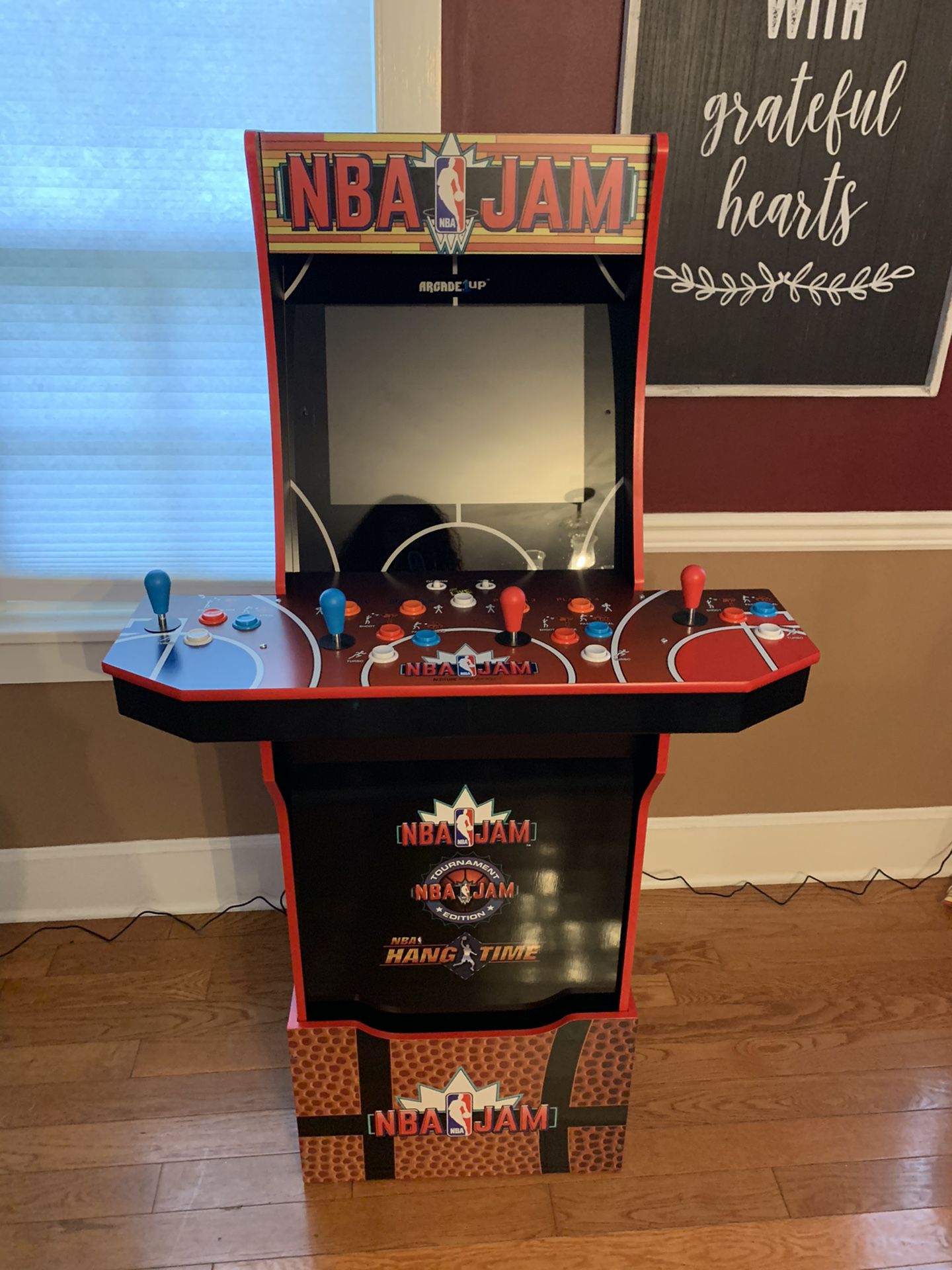 NBA Jams Arcade Game with Riser
