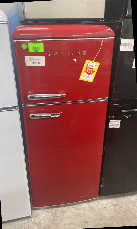 GALANZ GLR10TRDEFR 10.0 cu. ft. Retro Top Freezer Refrigerator with Dual Door True Freezer