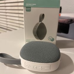 Portable Magnetic Wireless Waterproof Speaker