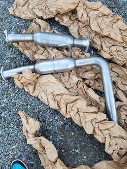 Toyota Tundra performence mid pipes doug thorley