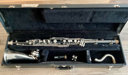 Selmer Bundy Bb Bass Clarinet w/ O.H.S.C.