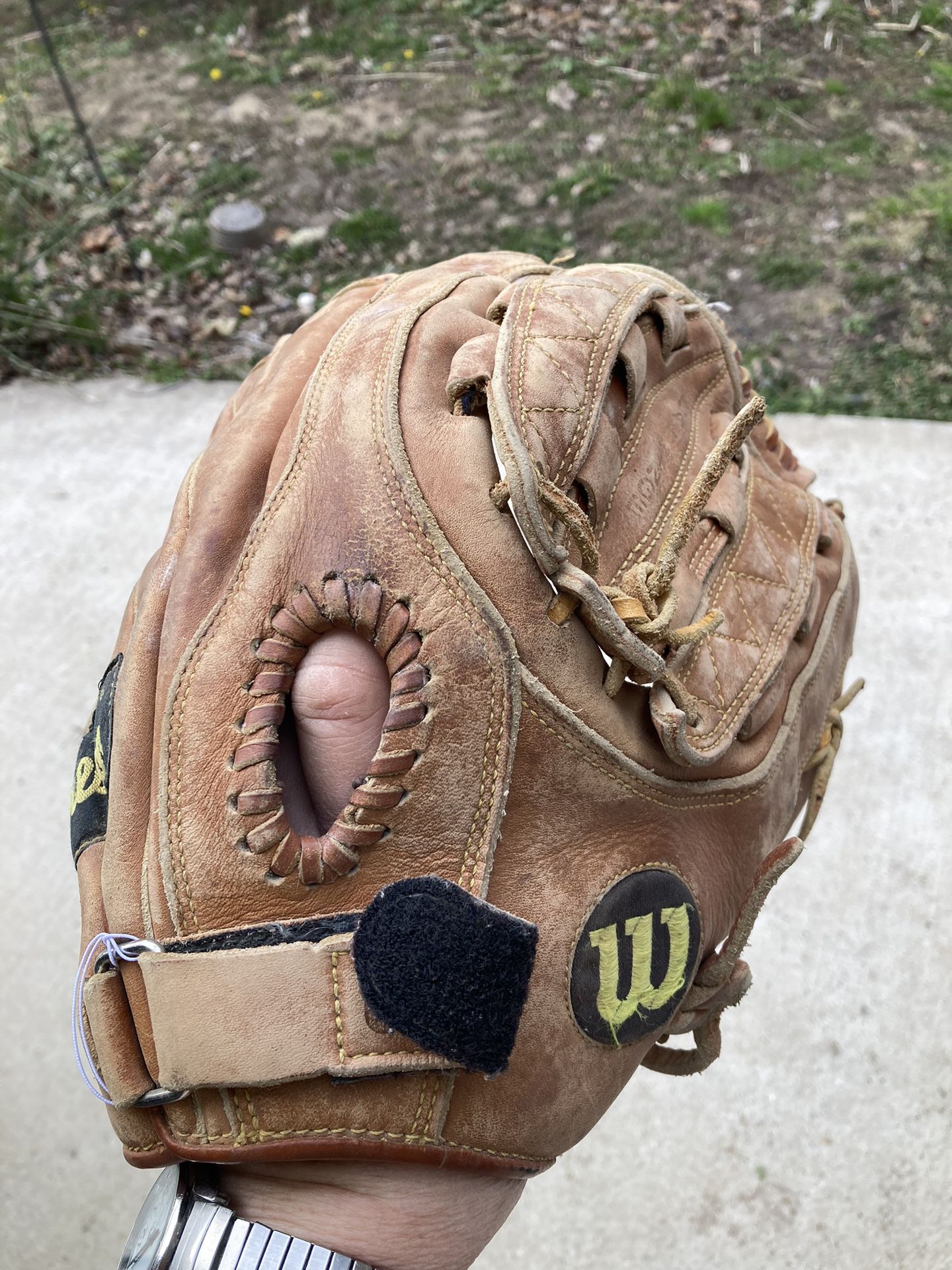 Wilson Dual Hinge Softball Glove 
