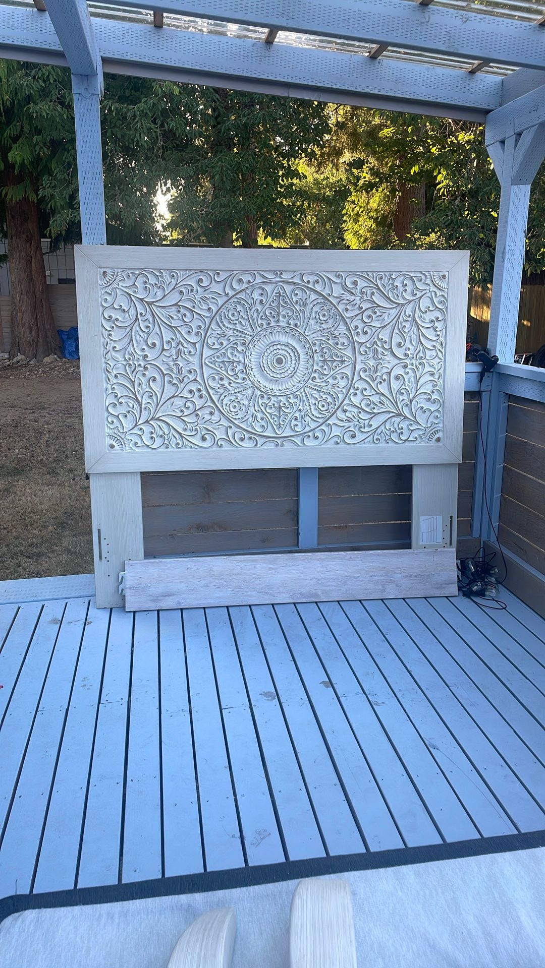 Queen Bed with Casper Mattress + Boxspring