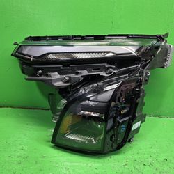 EQUINOX 2025 2026 DRIVER HEADLIGHT OEM