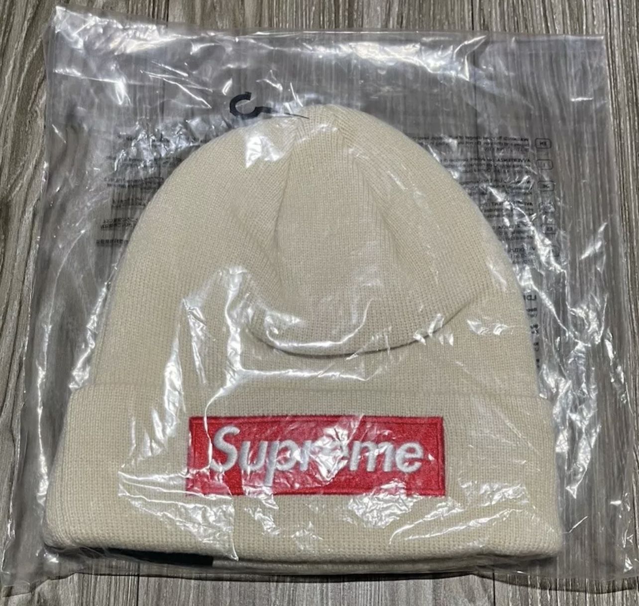 Supreme New Era Box Logo Beanie FW24 Stone