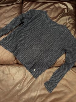 Hollister navy blue sweater