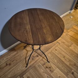Real Wood Round 24' Bistro Table