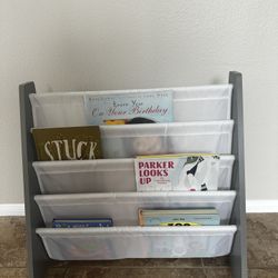 Humble Crew 4 Tier Kids Inspired Bookshelf. Includes 5 Books.