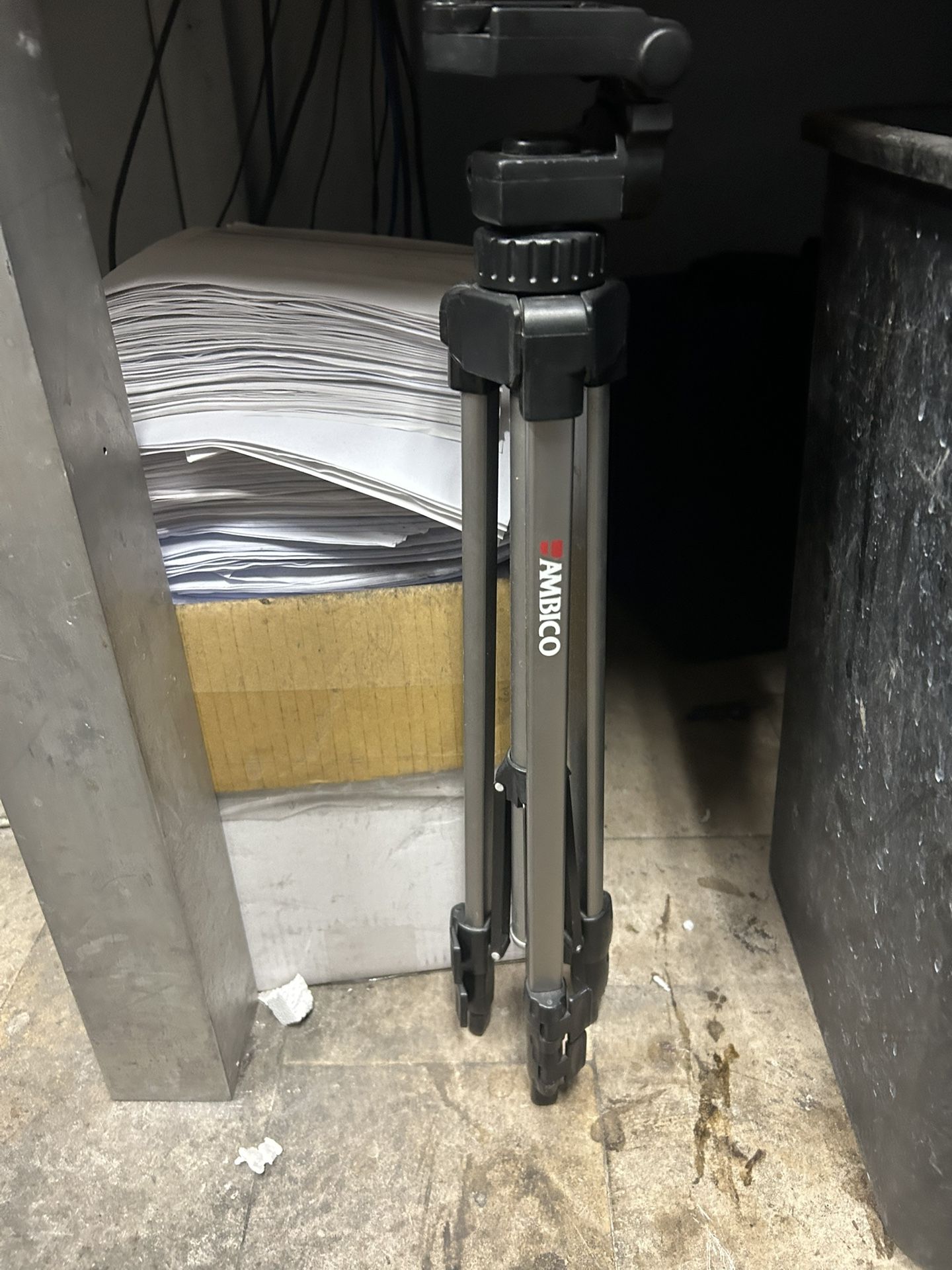 Ambico V-0555 54" 3-Way Pan Head Tripod – Quick Release – Lightweight Aluminum