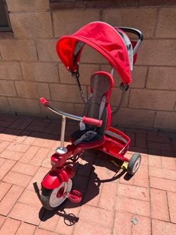 Radio Flyer Deluxe EZ Fold 4-in-1 Stroll 'N Trike