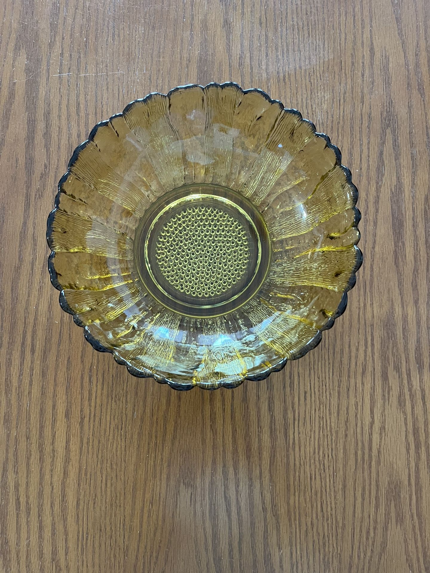 Amber Scalloped Bowl