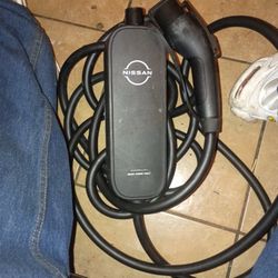 2025 Nissan Ariya EV Charger OEM 110V & 240V 30 AMPS 30a Level 2 Charging Cable