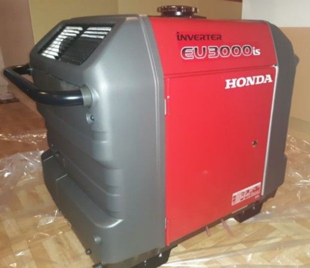 Honda eu3000is generator/inverter NEW IN BOX