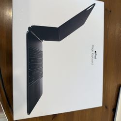 Apple Magic Keyboard, Brand New Inbox