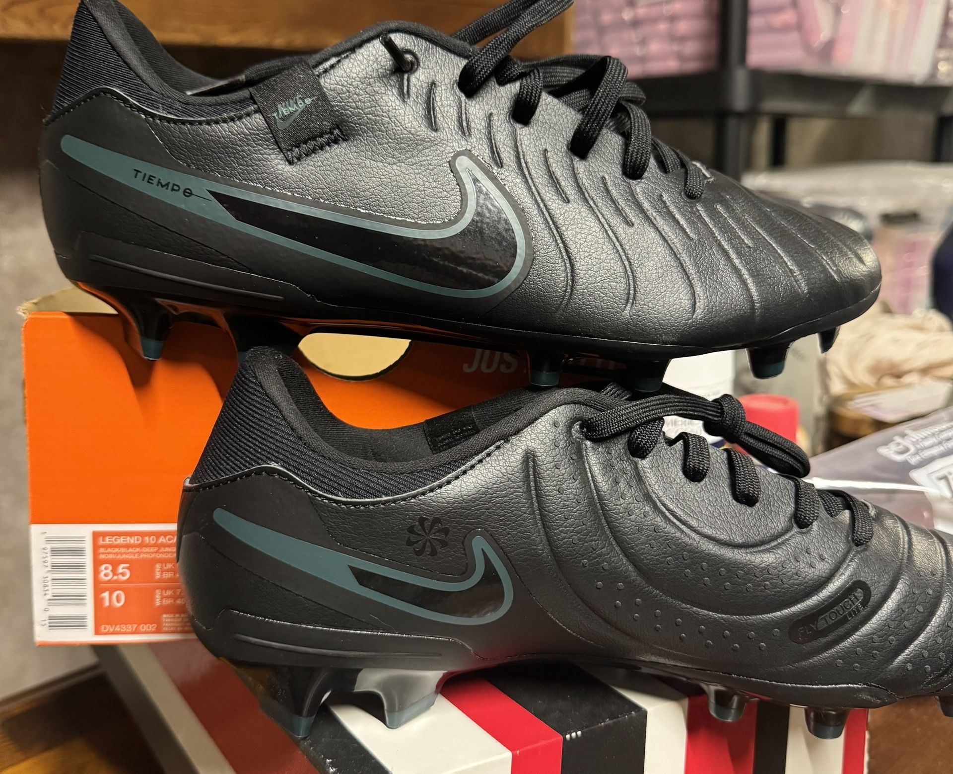 Nike Soccer indoor Turf  size 8,8.5 9 and 10.5