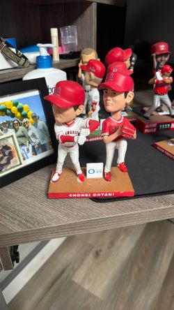 2 Way Stadium Exclusive Shohei Ohtani Bobblehead