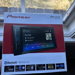 Pioneer DMH-241EX Car Radio