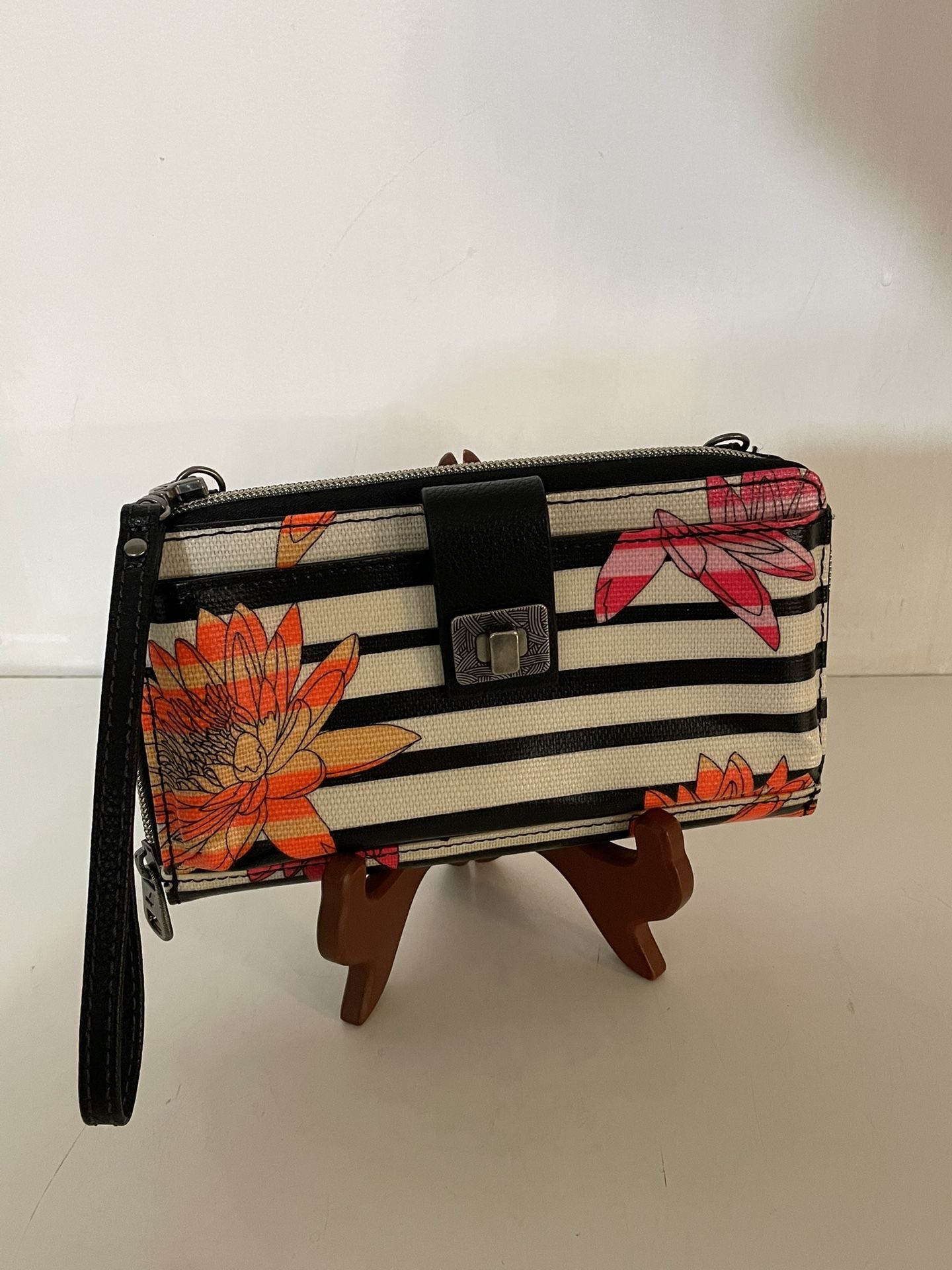 Sak Roots Wristlet Very Nice