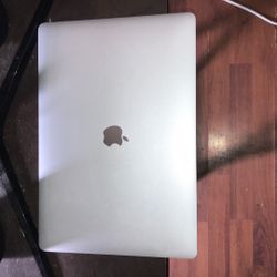 MacBook Pro 15 Inch 