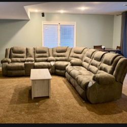 Brand New👉 Contemporary Light Gray Manual Reclining Sectional Couch ⭐️ In Stock 👍 Delivery Available ✅