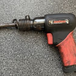 Hausfeld IronForce IFT203 Impact Air Hammer Gun, 1-5/8" Stroke in Case w/ Chisel