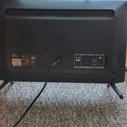 24 IN. FHD Vizio TV 