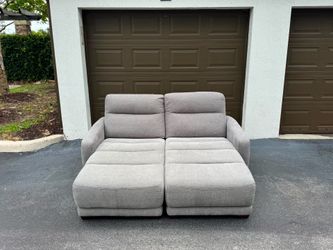 🛋️ Love Seat - Gray - Delivery Available 🚛